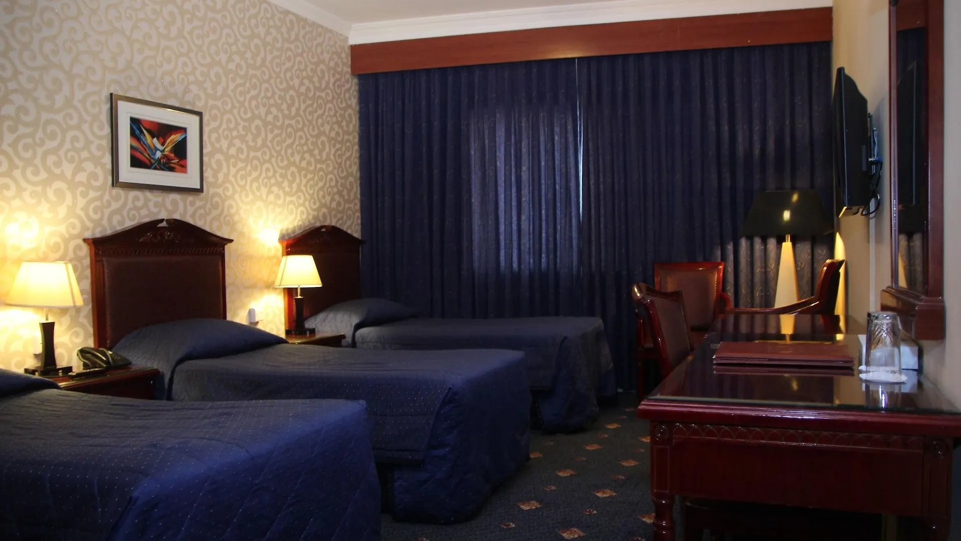 Mount Royal Hotel Дубай