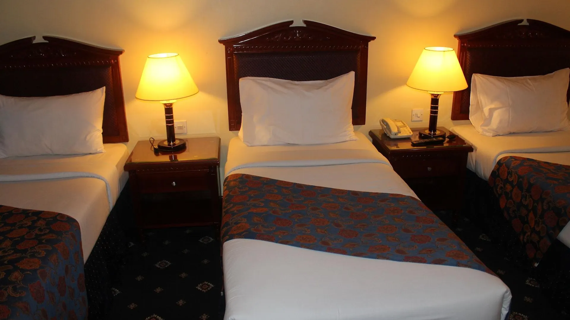 Mount Royal Hotel Дубай 2*,