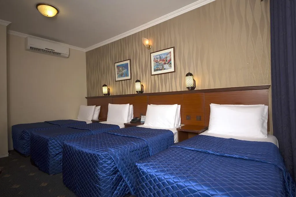 Mount Royal Hotel Dubai 2*,